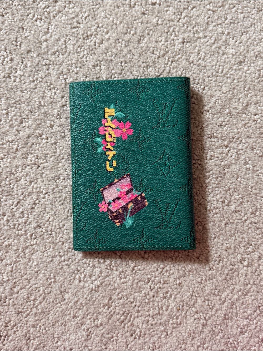 Louis Vuitton Green Passport Cover with Train & Cherry Blossom Motif - Picture 3 of 4